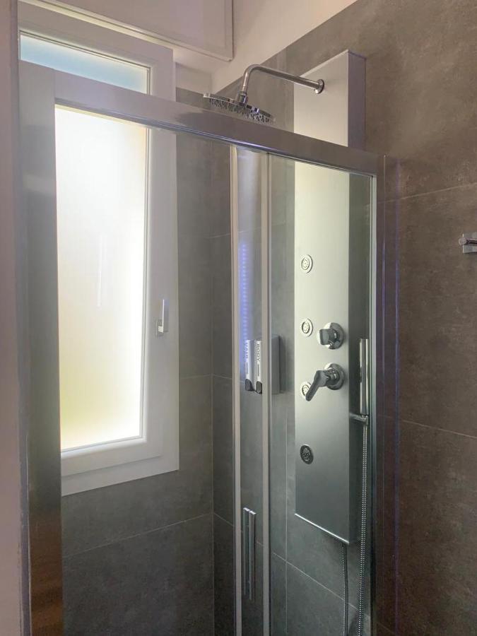Nibu Appartamenti - Appartamento Centrale Comodo A Tutto, Anche A Villa Chiara Καζαλέκιο ντι Ρένο Εξωτερικό φωτογραφία